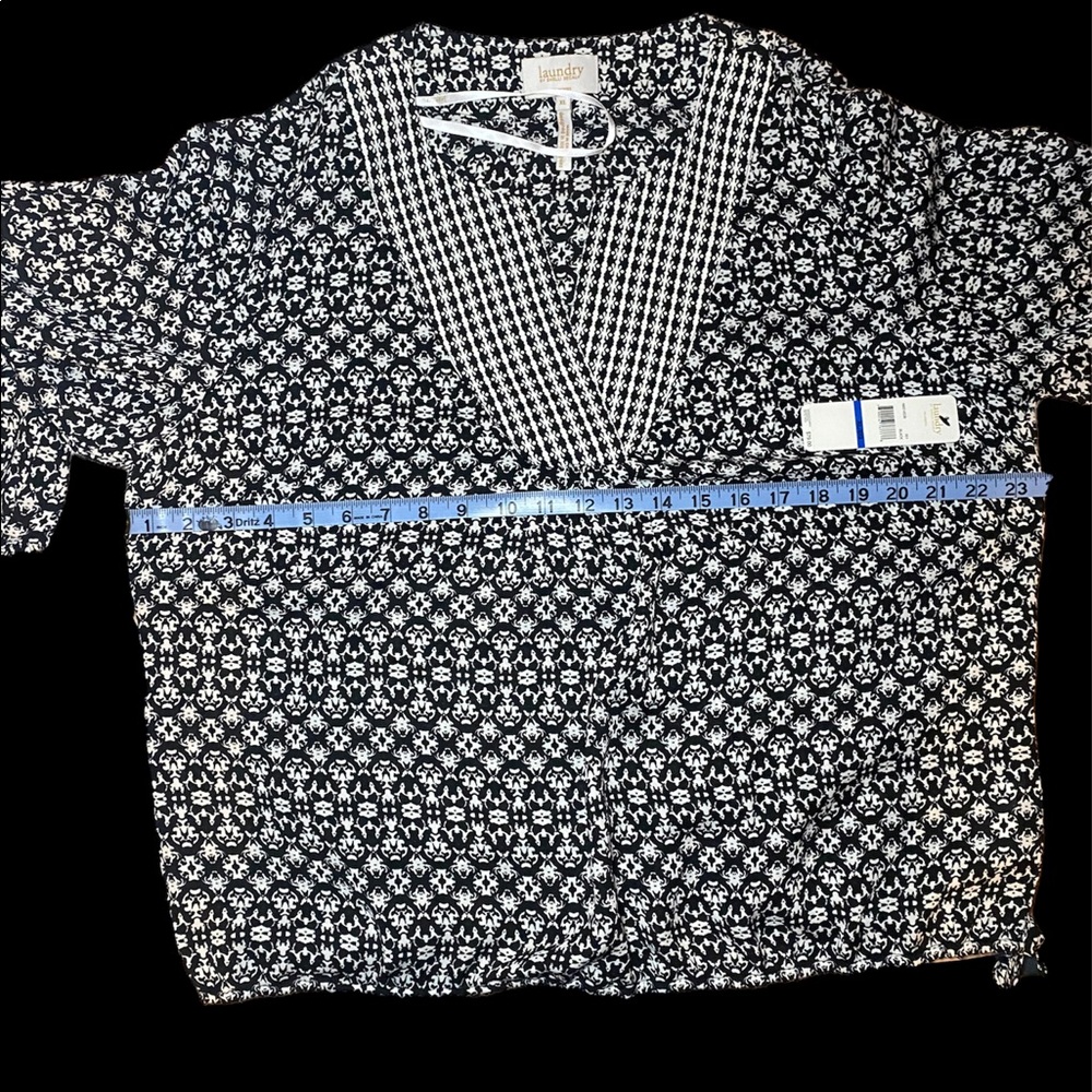 Laundry by Shelli Segal Blouse - Picture 8 of 8